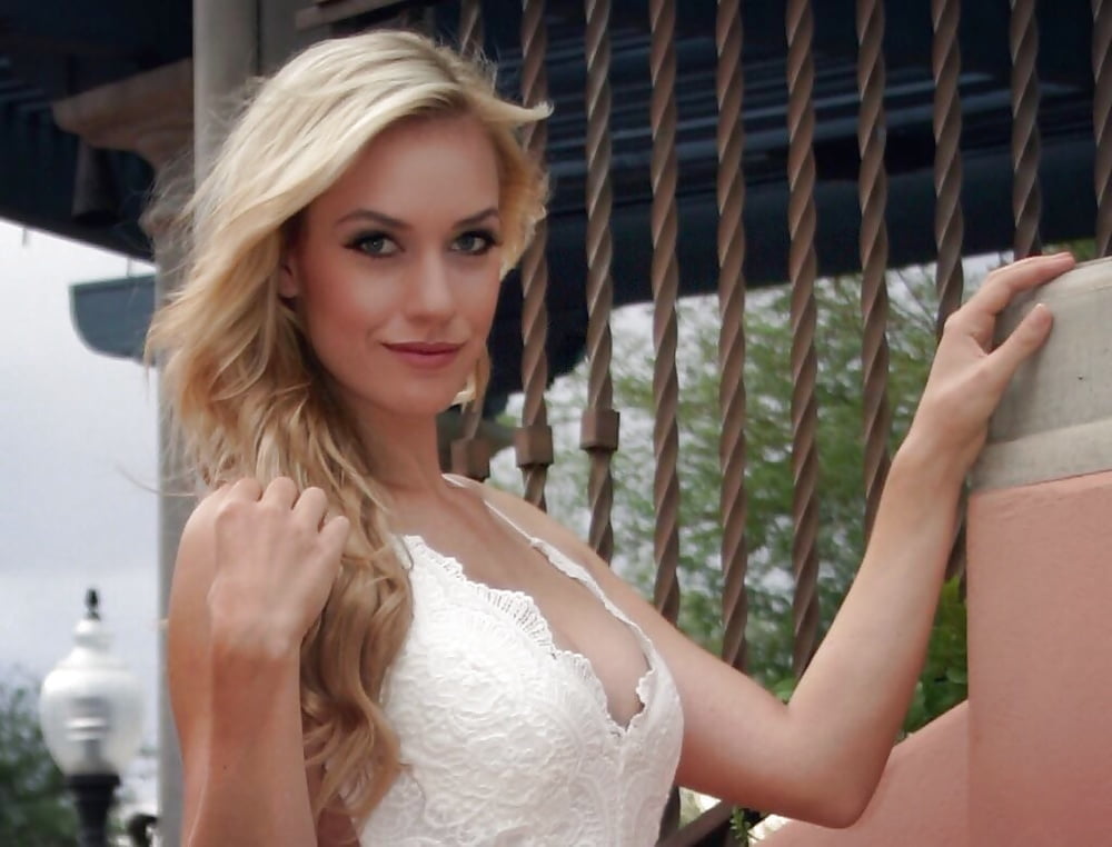 Mega-Collection: Paige Spiranac - 58 Photos 