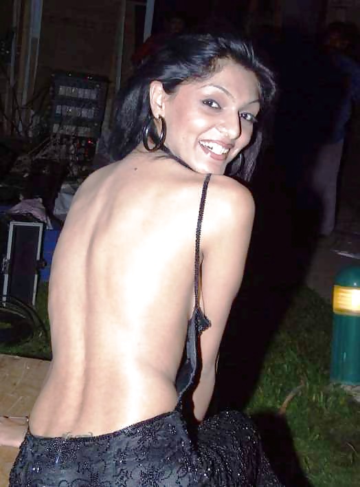 PAKISTANI BABES adult photos