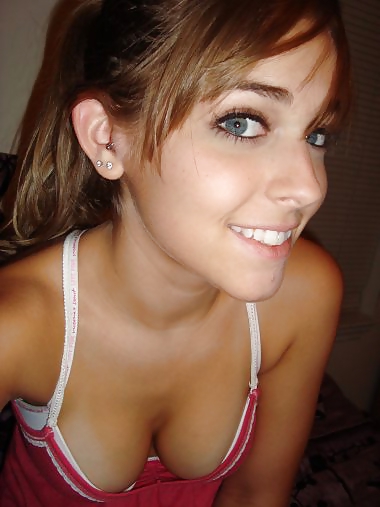 Amazing Cuties adult photos