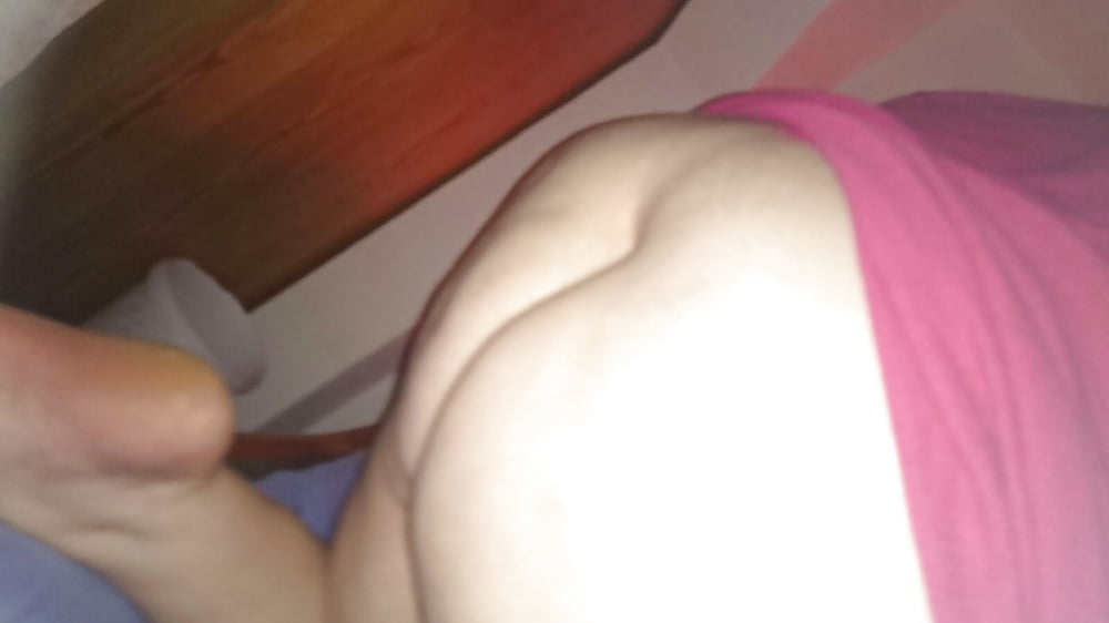 BBW Amateur Girl Ass, Tits & Belly adult photos