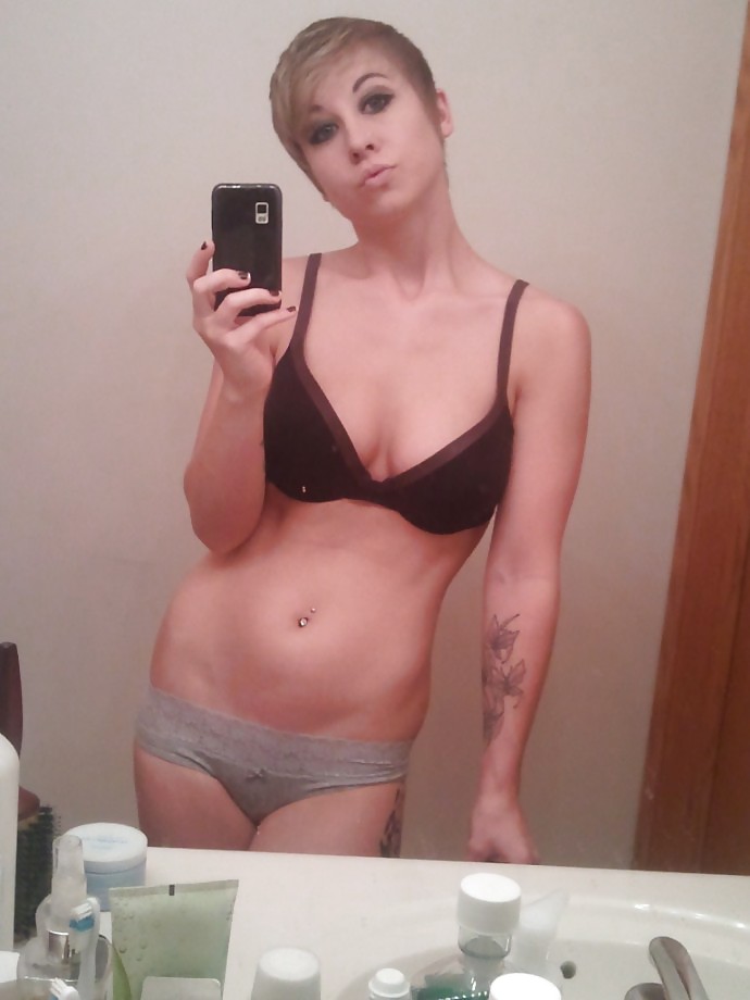 Short Haired Girl adult photos