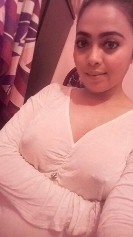 Hijab Girl Pierced Nipple 53 Bilder