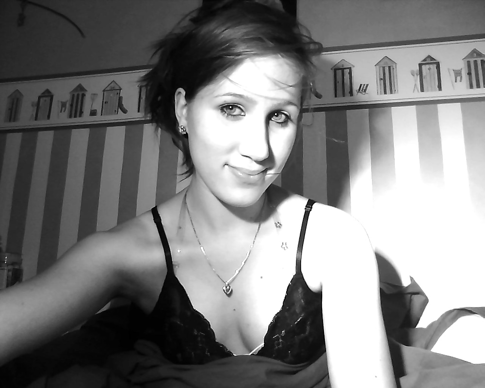 Aurelie Webcam adult photos