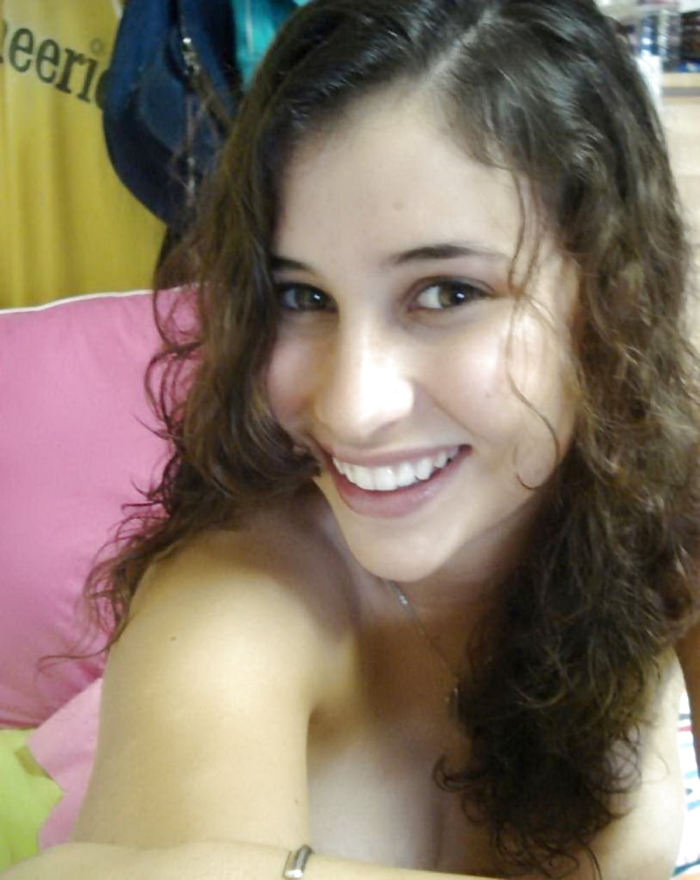 amateur brunette adult photos