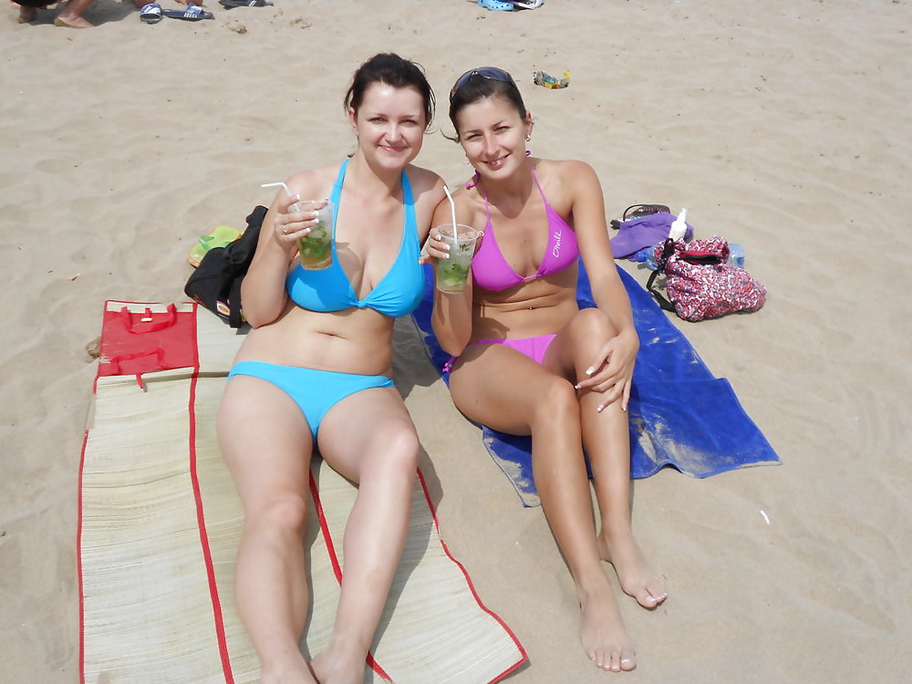 Bikinigirls 39. adult photos