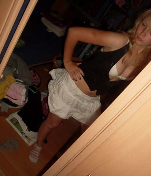 petites bonnasses adult photos