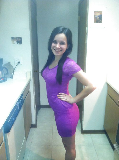 Hot Teens In Tight Dresses adult photos
