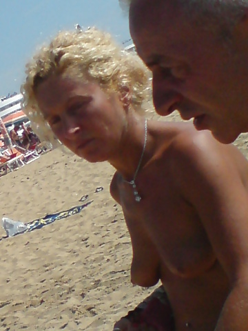 Bulgarian amateur girls at the beach adult photos