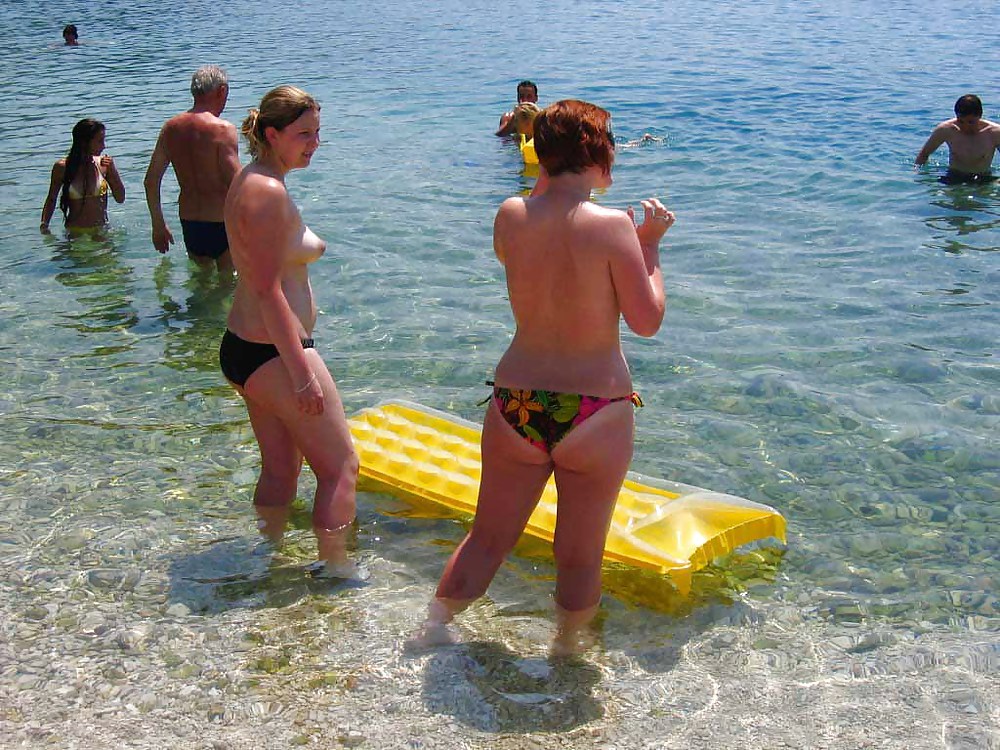 The beach 187 adult photos