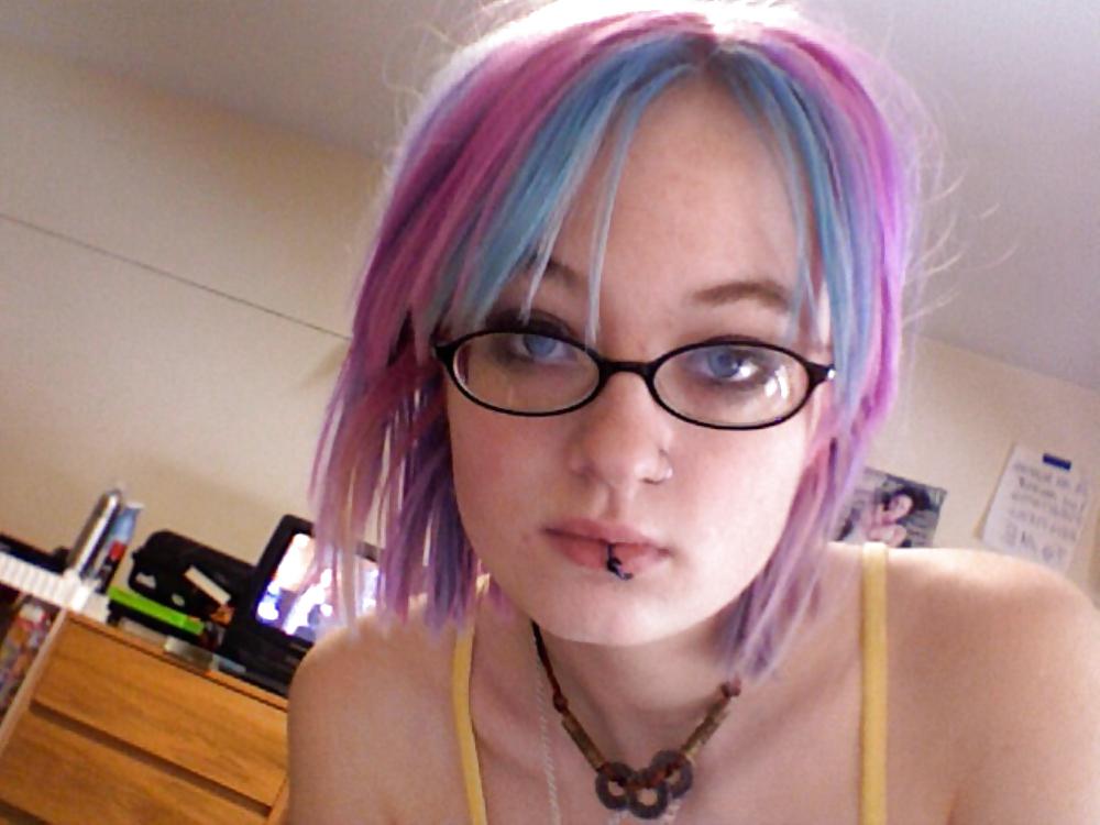 Stolen Pics - Busted Emo Slut Part 1 adult photos
