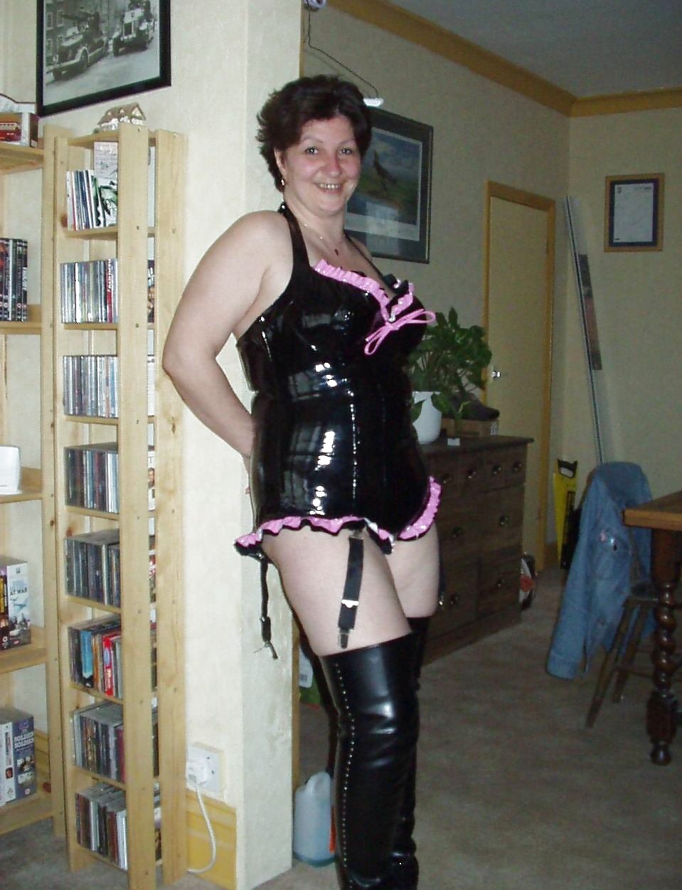 Mom is dressed to fuck today. adult photos