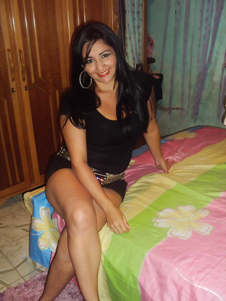 Josy bombe bresilienne adult photos