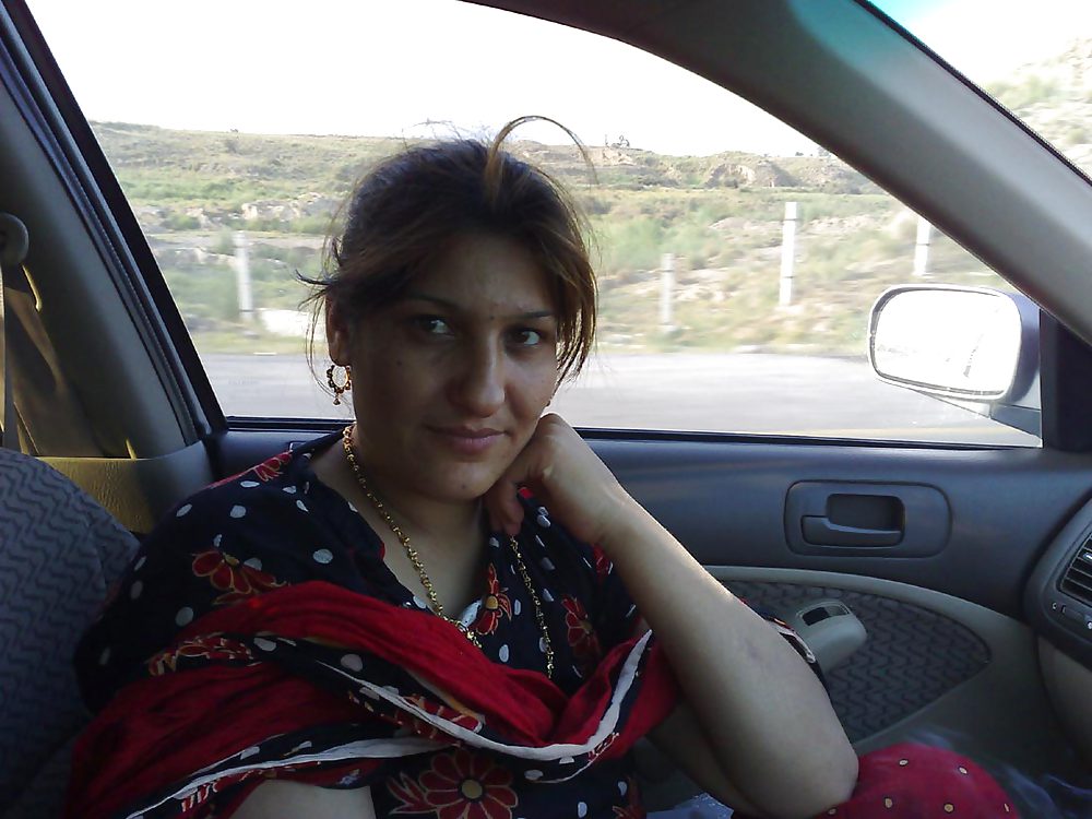 Pakistani prostitute in car adult photos