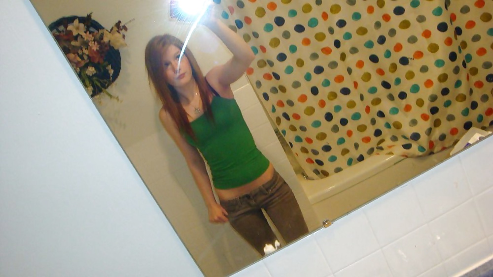 Amateur Selfies 4 adult photos