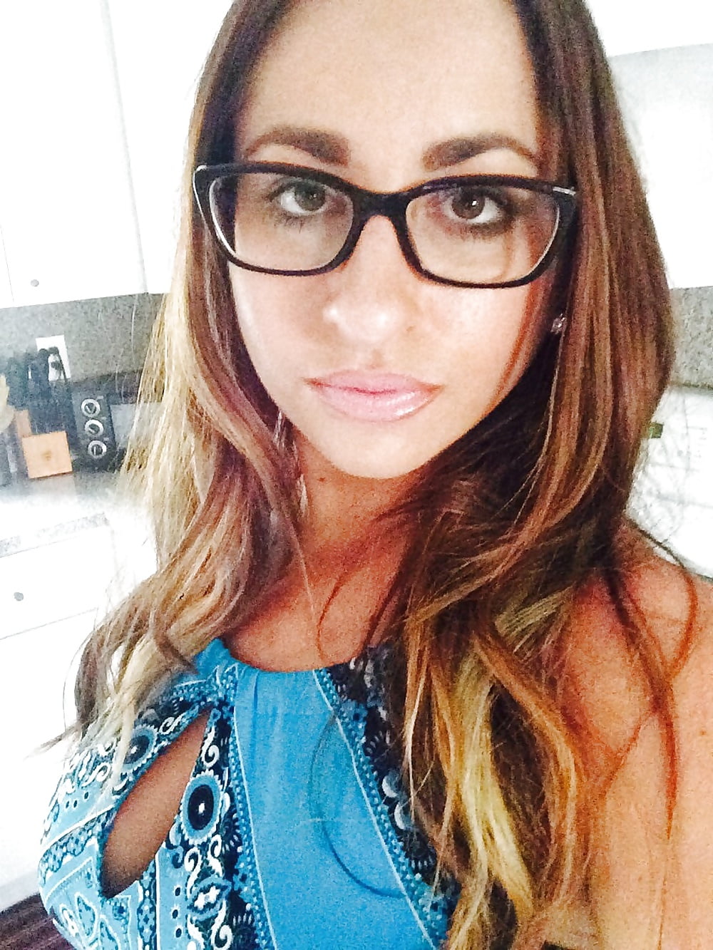 hot 189 adult photos