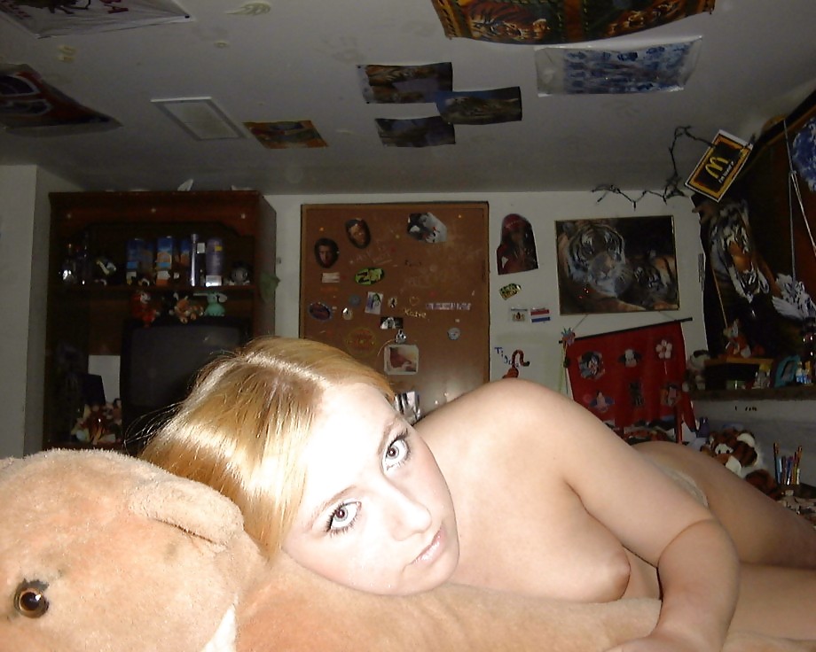 She loves to be photographed - N. C. adult photos