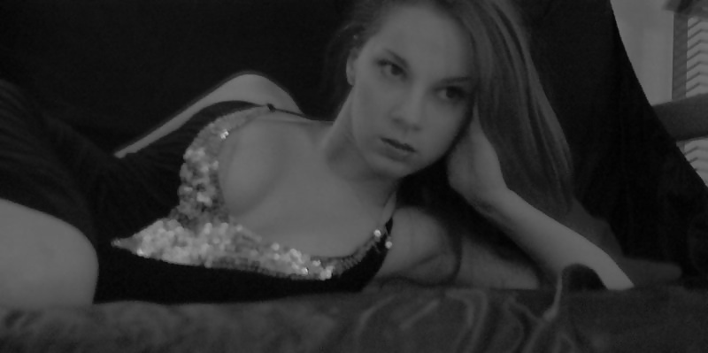 german brunette teen jessica adult photos