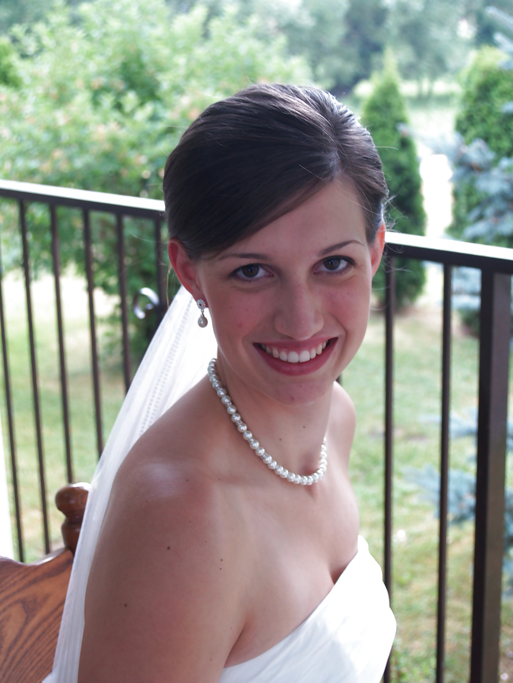 The young shameless Bride - N. C. adult photos