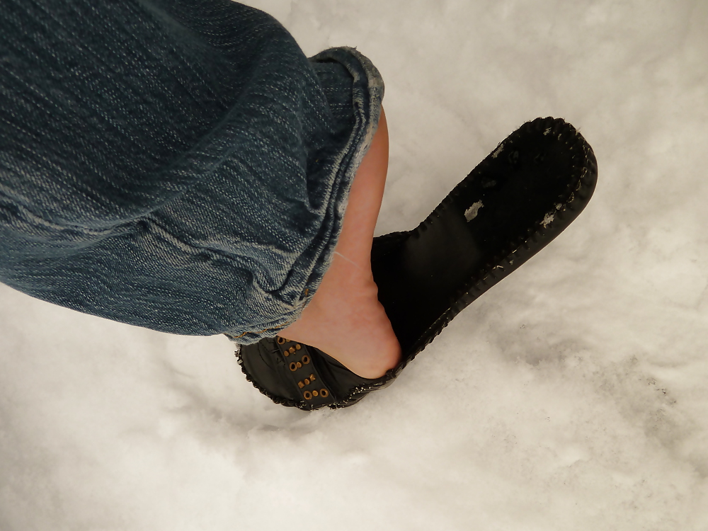 feet in snow adult photos