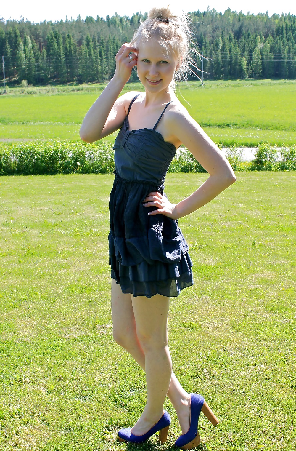 Teens in Heels adult photos