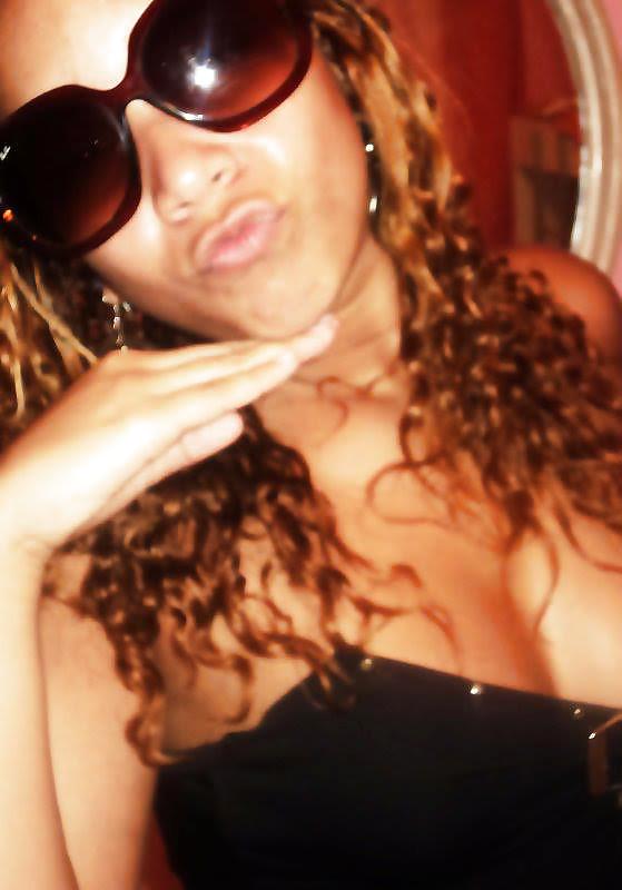 FACEBOOK SUELLEN FONTINELLY adult photos