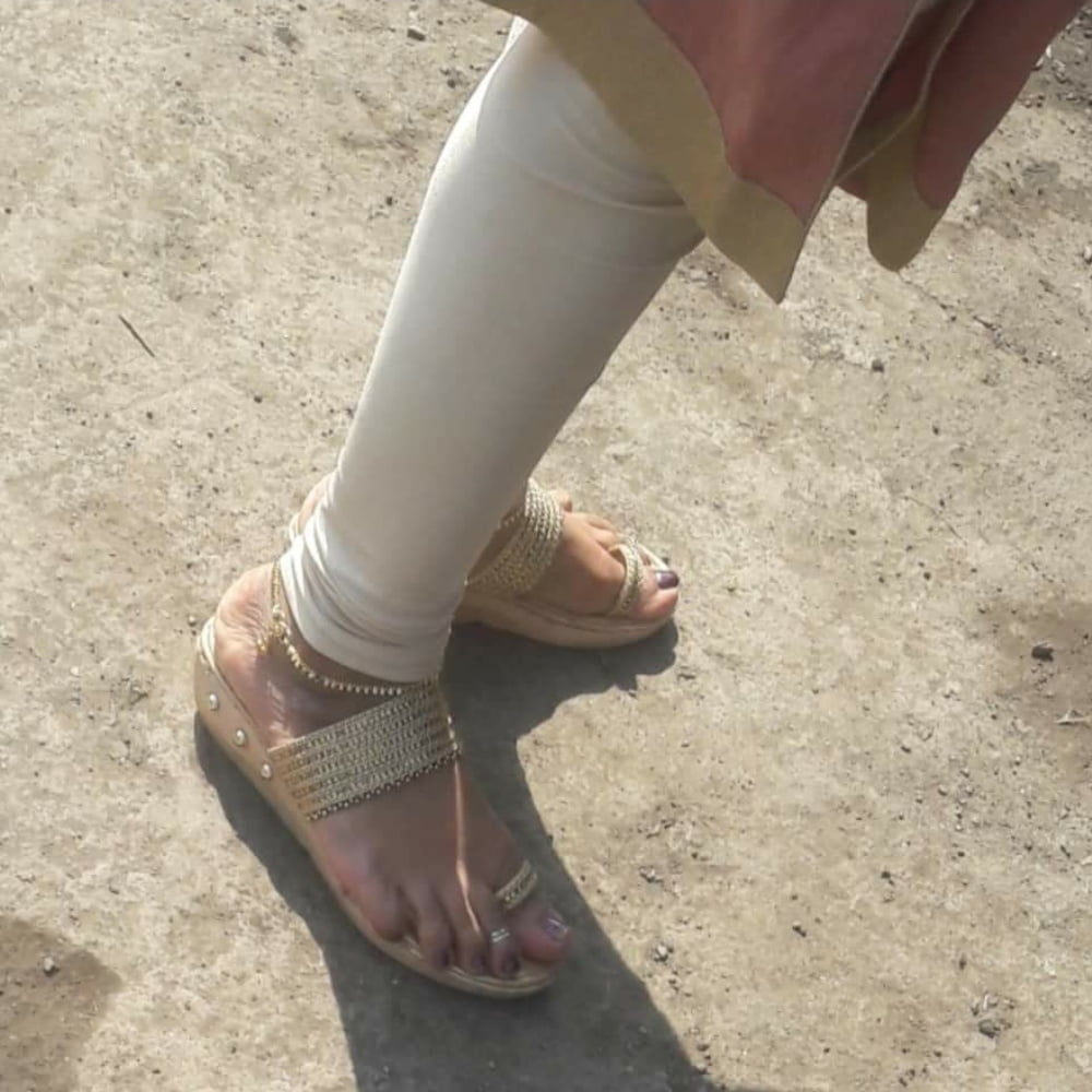  sexy indian feet- 15 Photos 