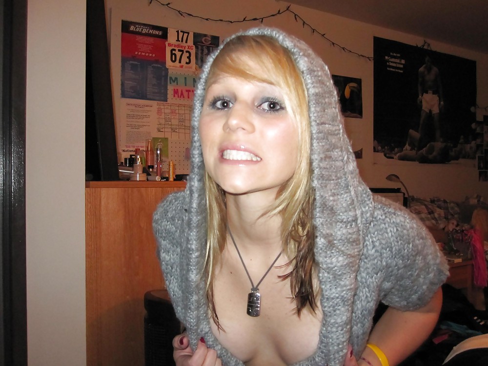 COLLEGE LIFE STEPH adult photos