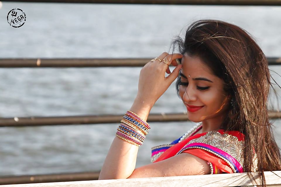 INDIAN SALWAR & SAREE BABE adult photos