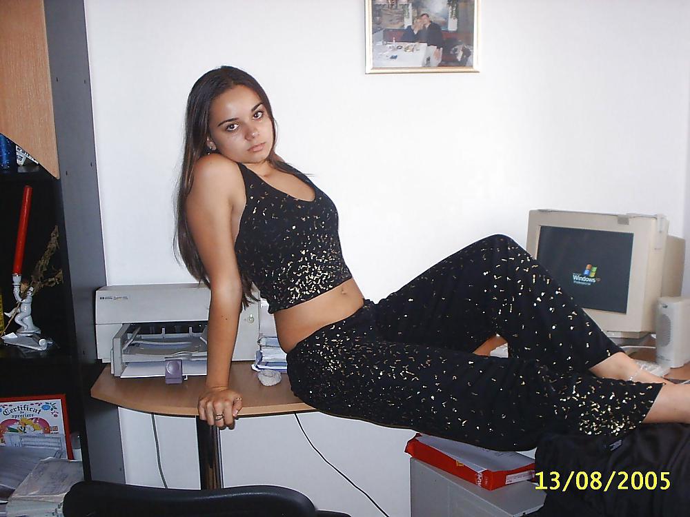 TOTALLY HORNY I adult photos