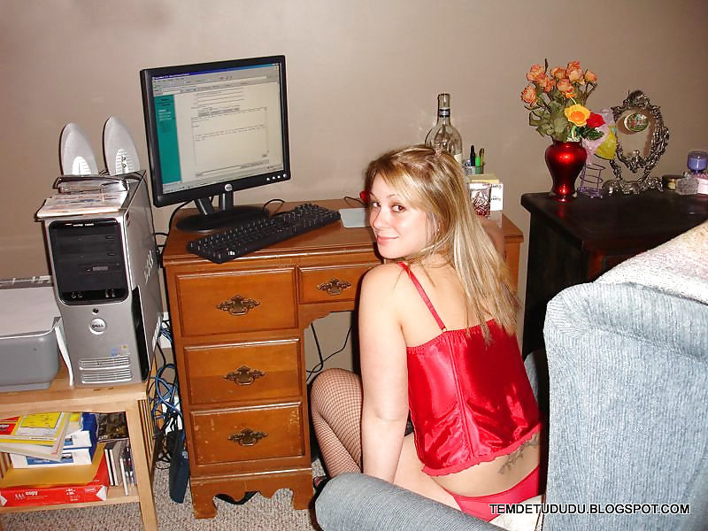 Blonde of red adult photos