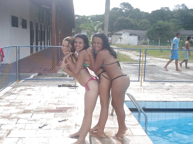 Bikini teens  in Brazil  3 adult photos