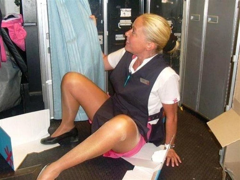 Mature Flight Attendants in Tights - 140 Photos 