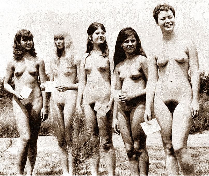 Just Vintage Naked Teens ! adult photos