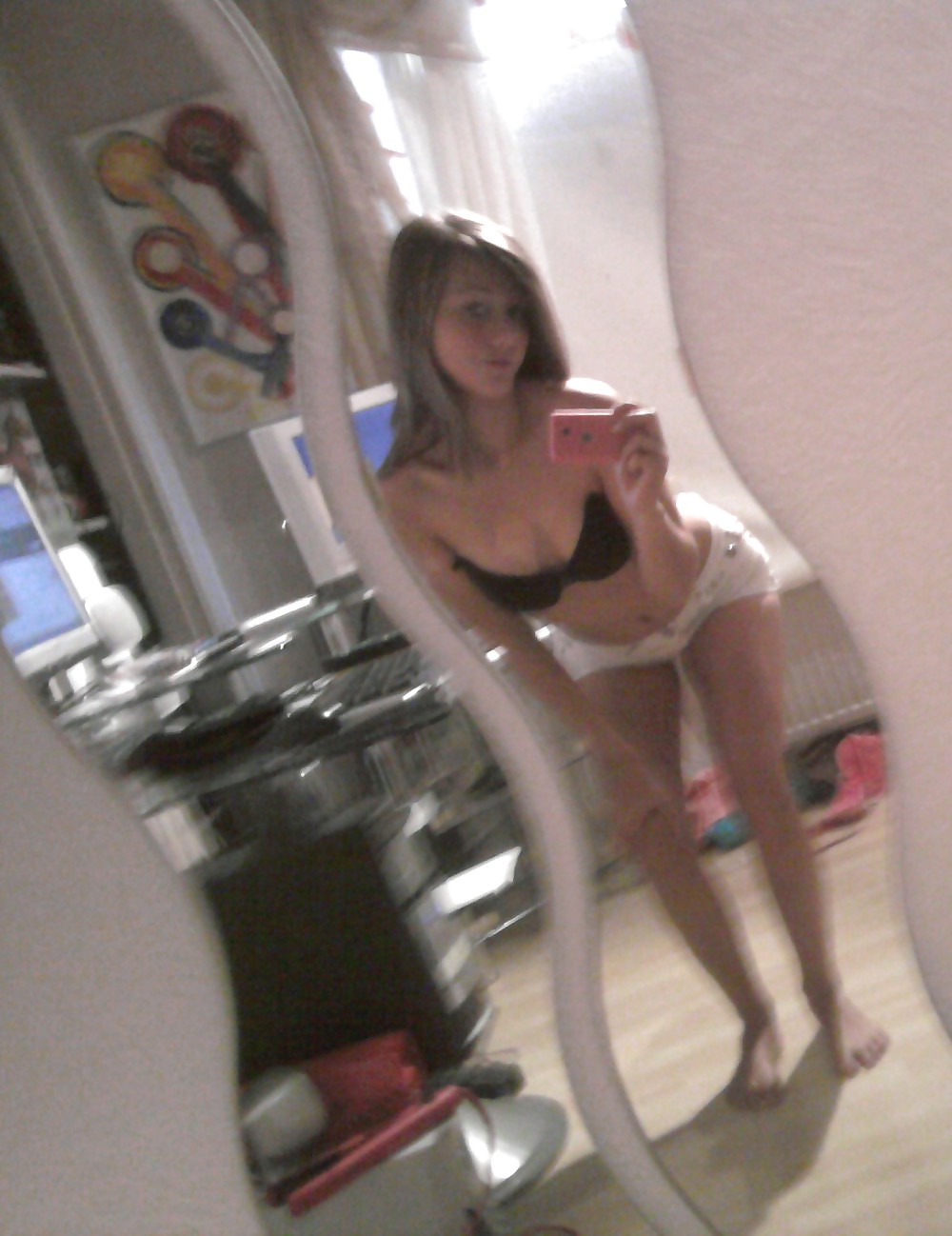 Teen slut selfhots adult photos