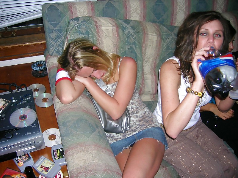 Good Times - Party Girls adult photos