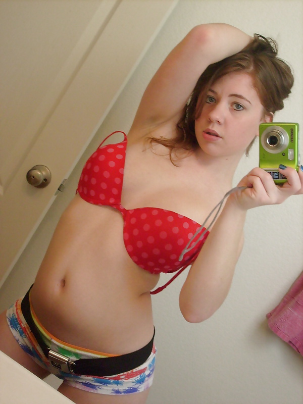 Hot Redhead Teen. adult photos