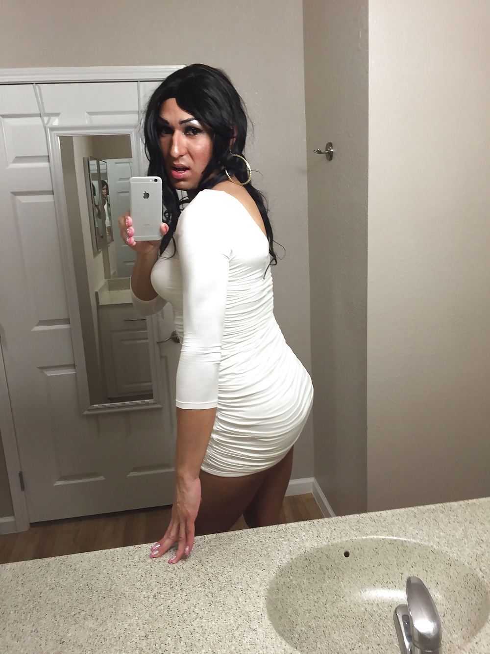 White bodycon dress- Veronica Mendez adult photos