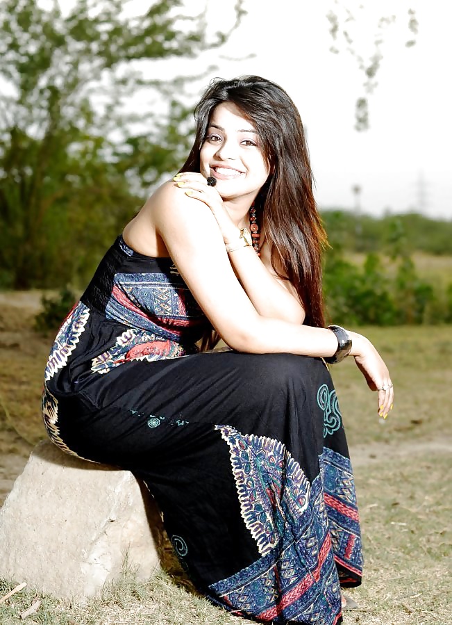 PAKISTANI BABES adult photos