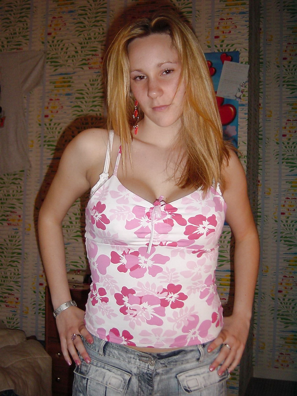 YOUNG AND SO HORNY 30 adult photos