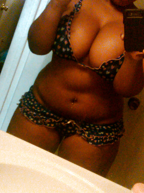 Jalissa From SmutDates.com adult photos