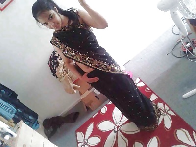 GORGEOUS DESI! adult photos