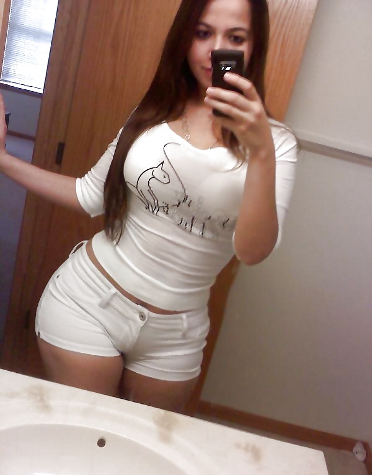 Amateur PAWG 2 adult photos