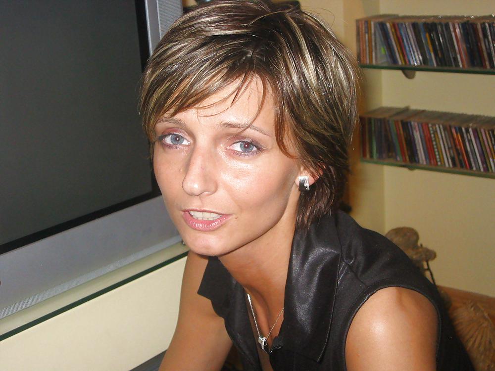 NICE AMATEUR MILFS adult photos