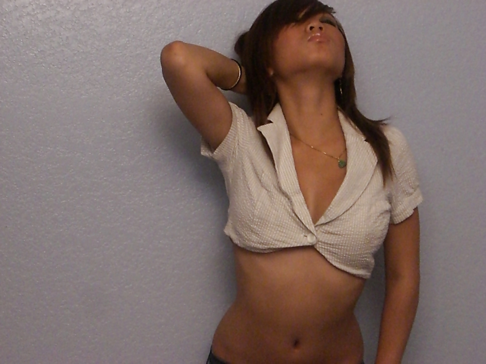 A Day of a Lovely Asian Girl. adult photos