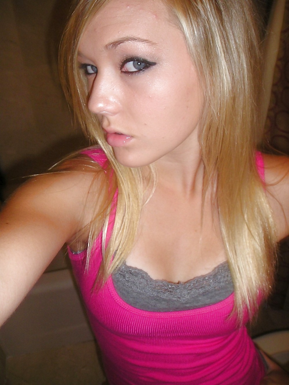 Pretty Amateur Blonde 19 adult photos