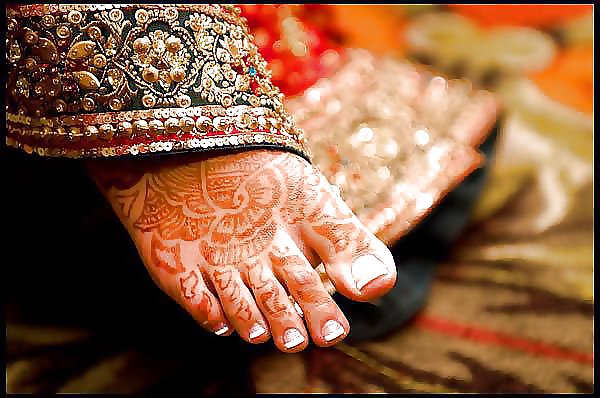 Contribution2 indian feet, hands, painted nails henna tattoo adult photos