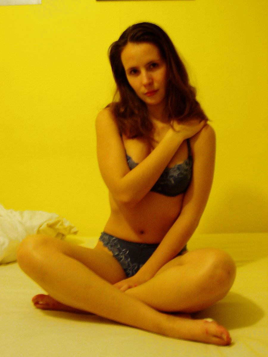 Nice Teen girl - Set 1061 adult photos