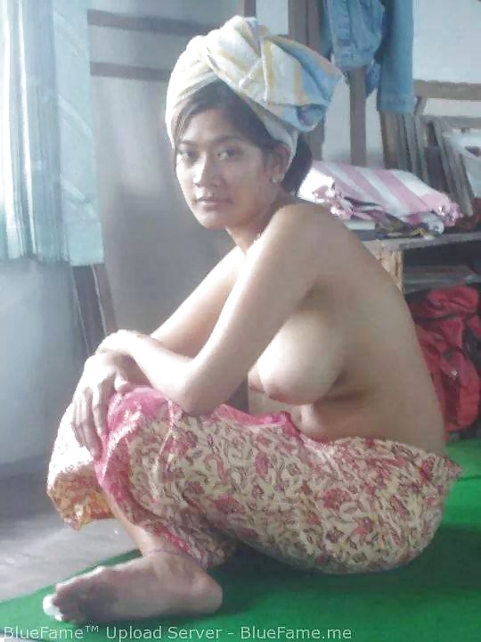 Gadis Nusantara adult photos