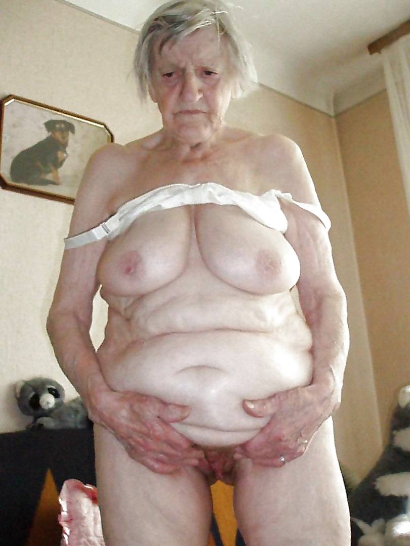 REALLY OLD GRANNIES adult photos