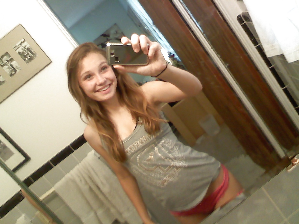 Young SelfShot Teen Girls #1 By RoNiN adult photos